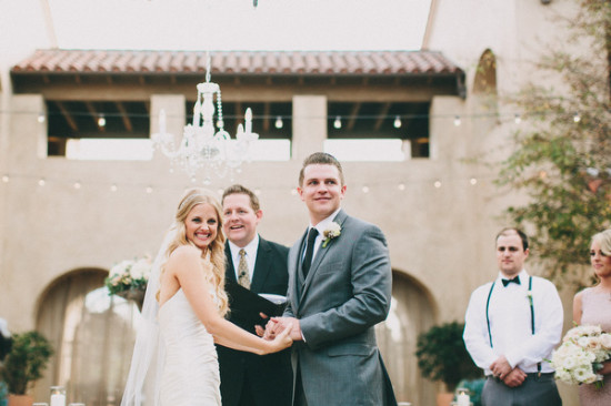 shabby-chic-plaza-wedding