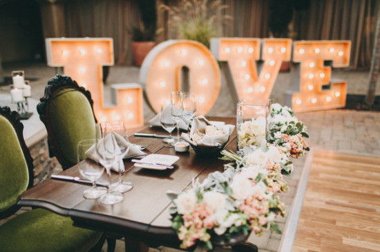 shabby-chic-plaza-wedding