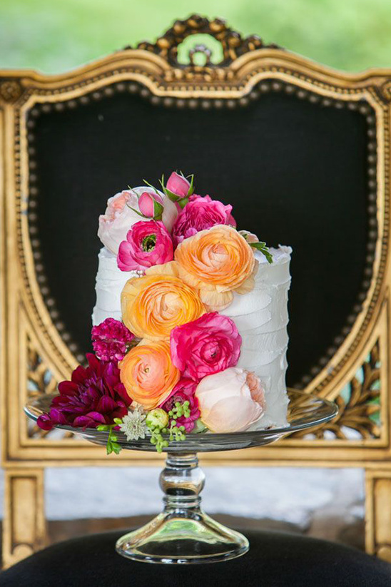 pink and peach wedding worthy cake