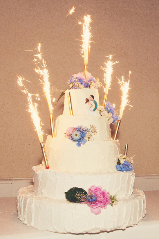 sparkler topped wedding cake