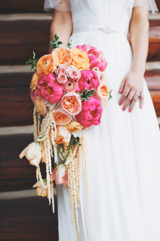 a-wedding-bouquet-that-will-knock-your