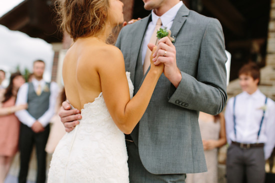 cloudy-yet-classy-wedding