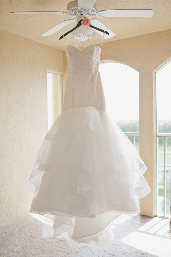 florida-wedding-full-of-peach-and-mint