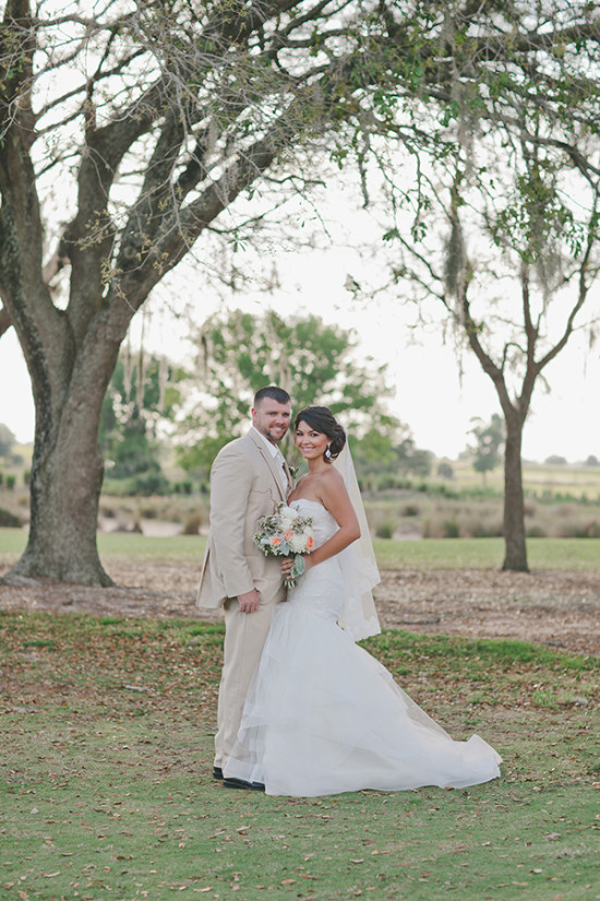florida-wedding-full-of-peach-and-mint