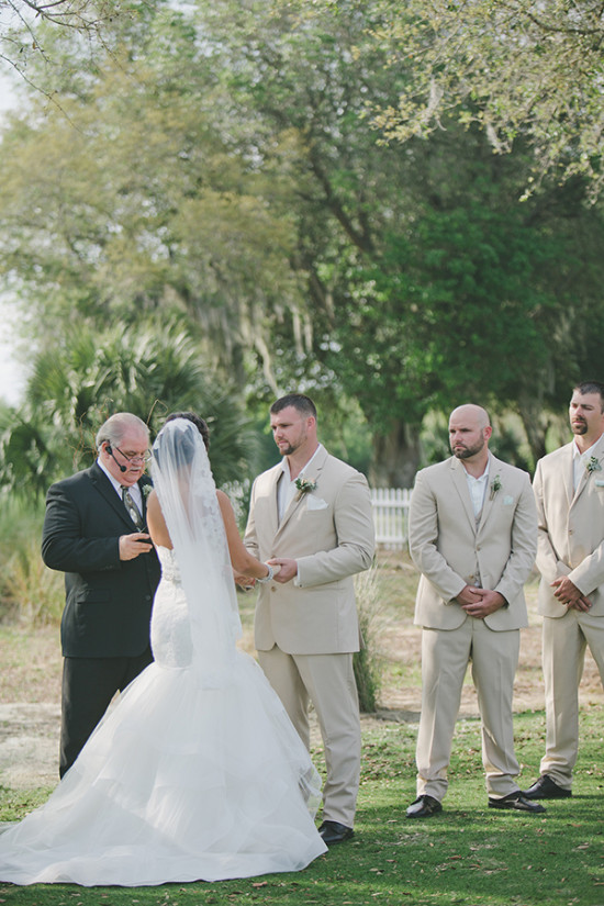 florida-wedding-full-of-peach-and-mint