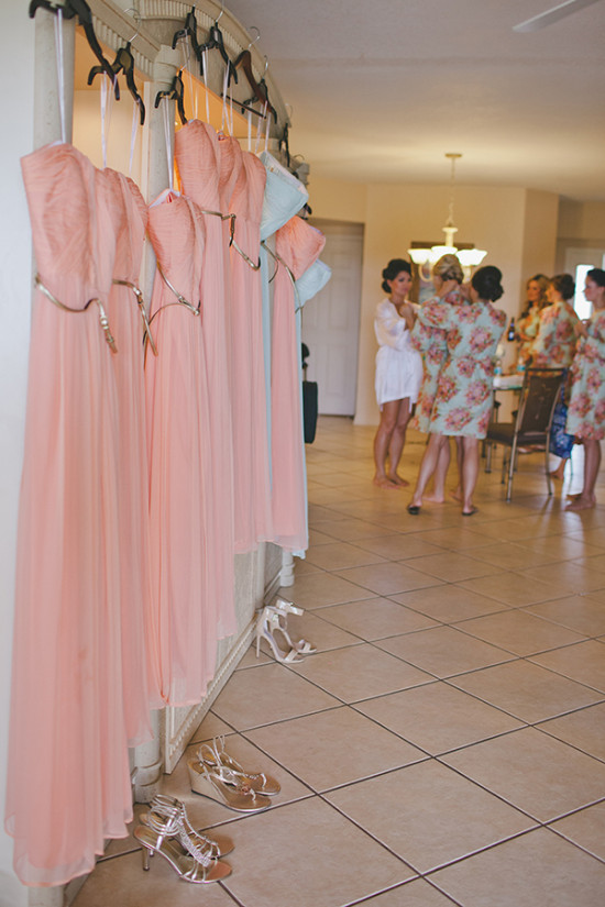 florida-wedding-full-of-peach-and-mint