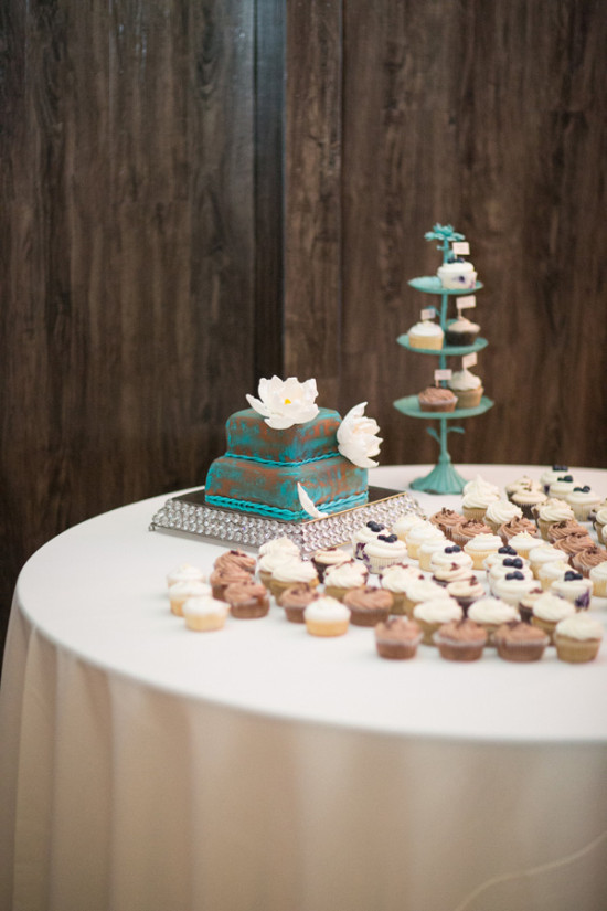 fly-south-for-your-winter-wedding