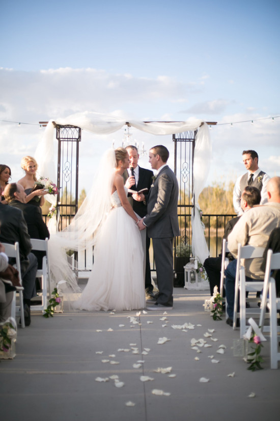 fly-south-for-your-winter-wedding