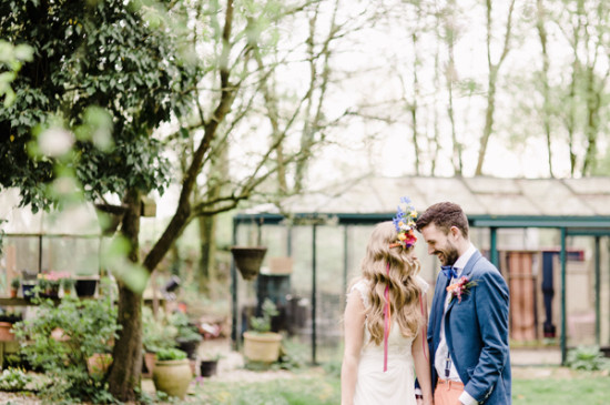greenhouse-wedding-with-tons-of-color