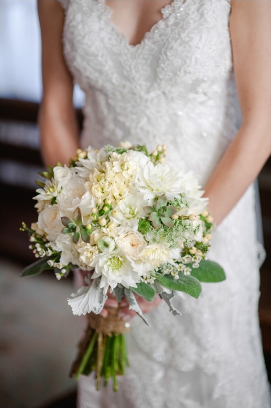white and green bridal bouqet