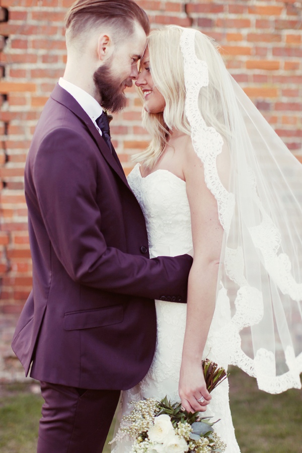heart-filled-rustic-wedding-in-england