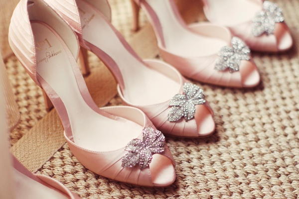 heart-filled-rustic-wedding-in-england