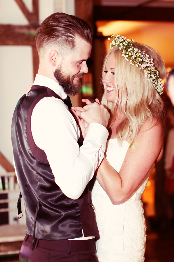 heart-filled-rustic-wedding-in-england