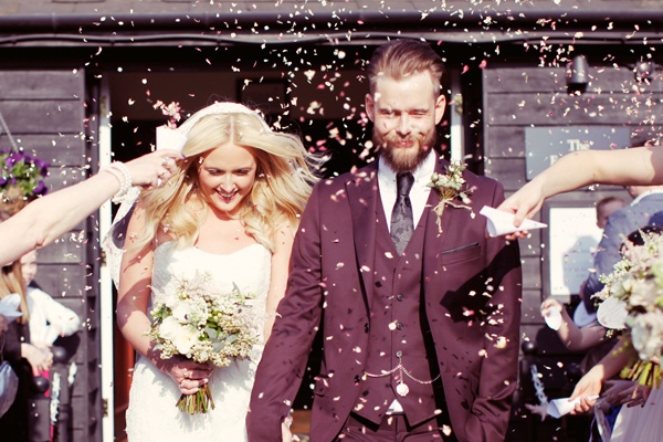 heart-filled-rustic-wedding-in-england