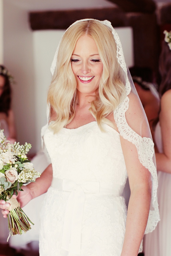 heart-filled-rustic-wedding-in-england