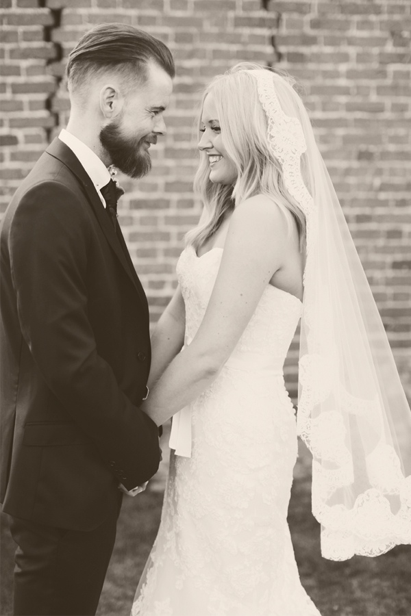 heart-filled-rustic-wedding-in-england