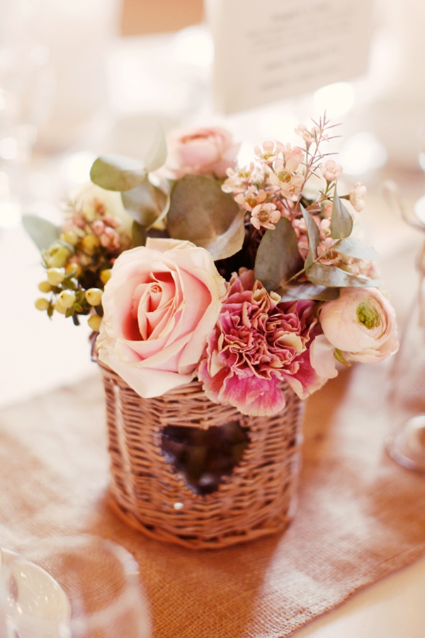 heart-filled-rustic-wedding-in-england
