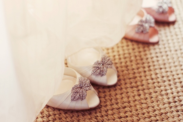 heart-filled-rustic-wedding-in-england