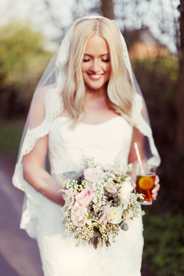heart-filled-rustic-wedding-in-england