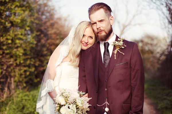 heart-filled-rustic-wedding-in-england