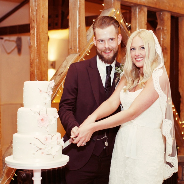 heart-filled-rustic-wedding-in-england