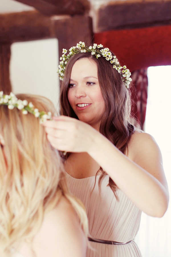 heart-filled-rustic-wedding-in-england