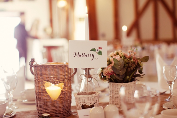 heart-filled-rustic-wedding-in-england