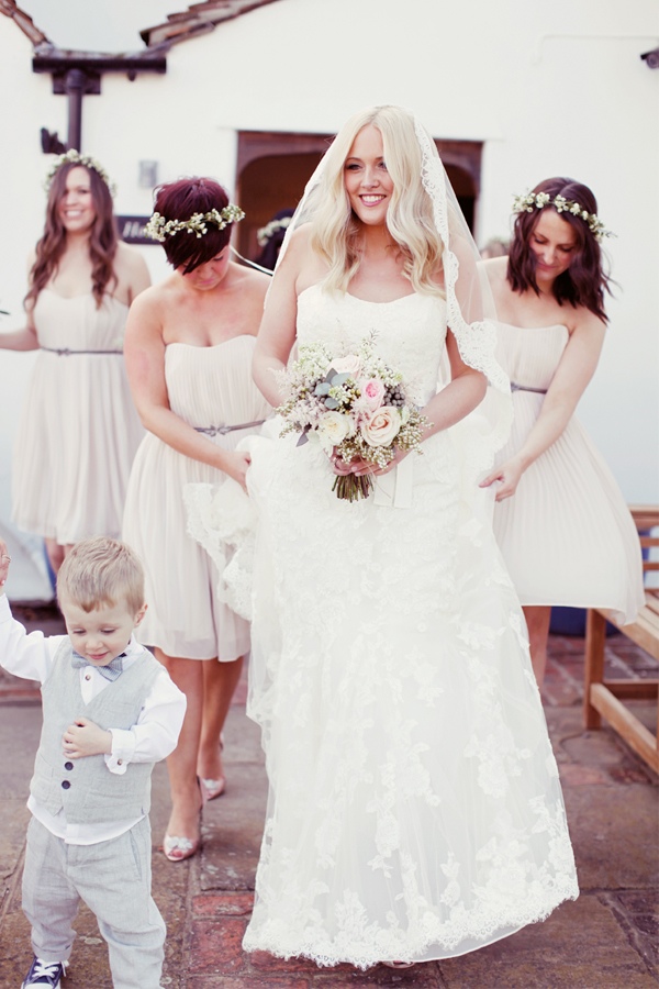heart-filled-rustic-wedding-in-england