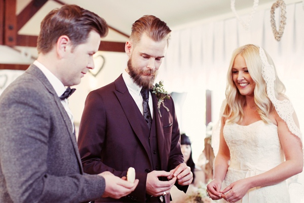 heart-filled-rustic-wedding-in-england