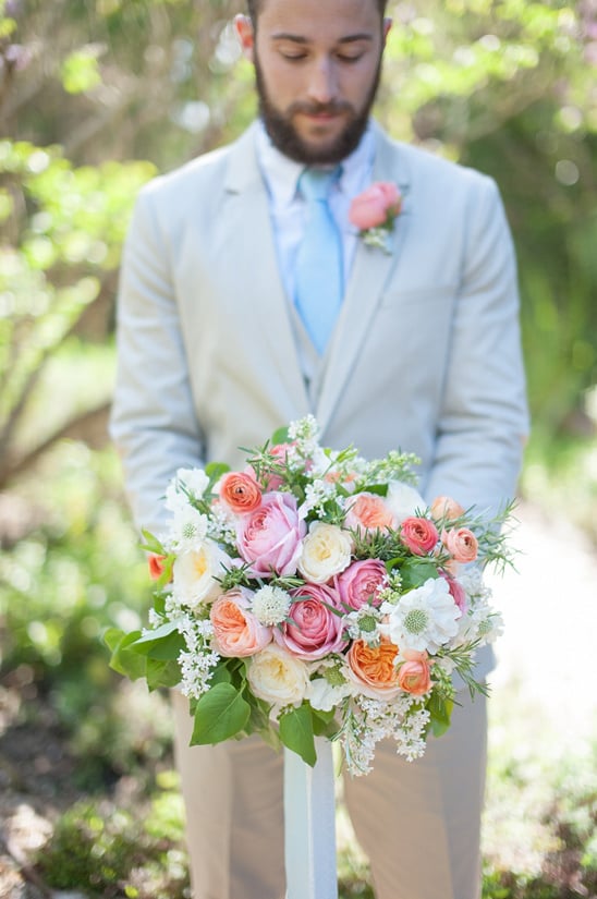 rose and ranunculus wedding bouquet