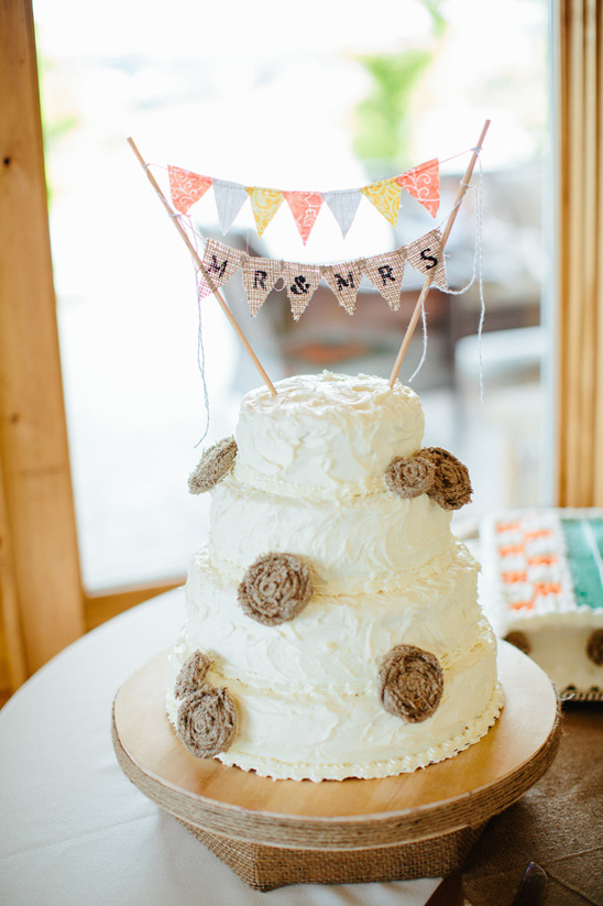 burlap rosette accented wedding cake