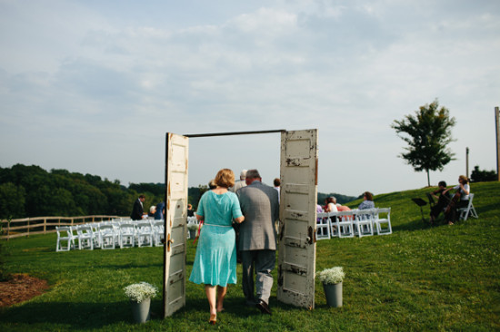 honoring-lost-loved-ones-at-your-wedding