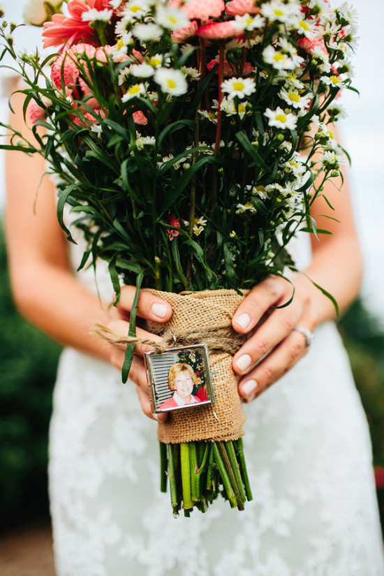 honoring-lost-loved-ones-at-your-wedding
