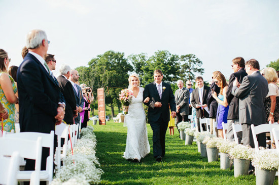 honoring-lost-loved-ones-at-your-wedding