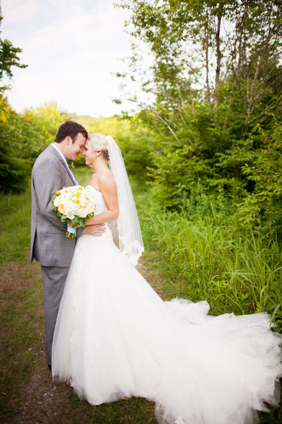 light-and-bright-summer-wedding