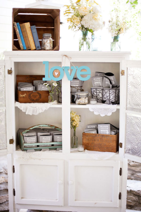 light-and-bright-summer-wedding
