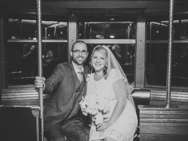 pros-and-cons-of-an-evening-wedding