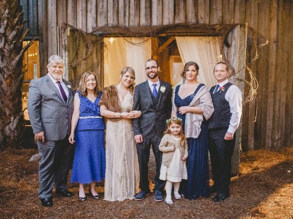 pros-and-cons-of-an-evening-wedding