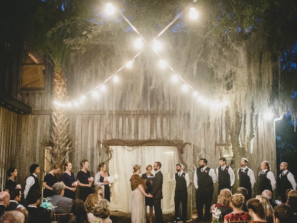 pros-and-cons-of-an-evening-wedding