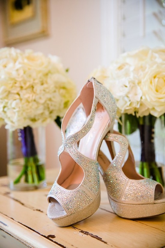 regal-wedding-in-royal-purple