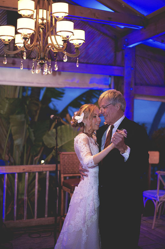 sweet-intimate-island-wedding