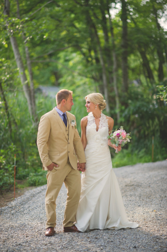 vintage-wedding-with-a-natural-shine