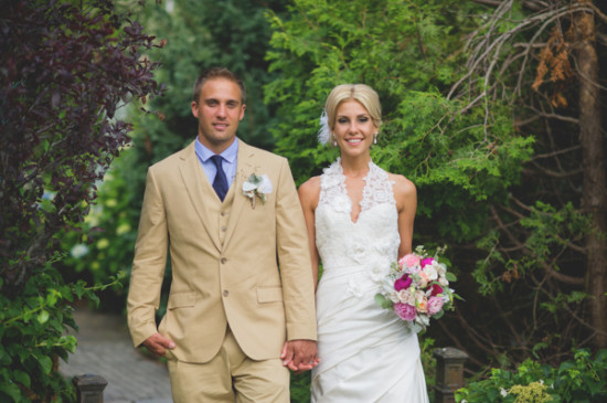 vintage-wedding-with-a-natural-shine