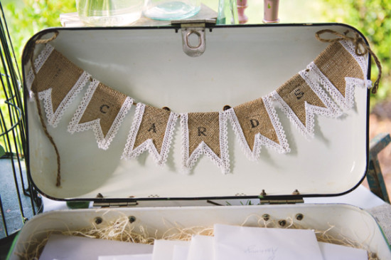 vintage-wedding-with-a-natural-shine