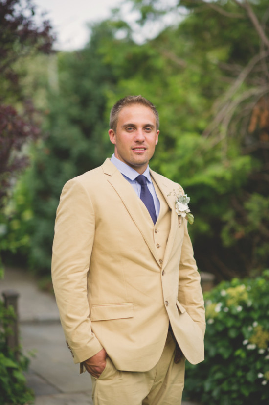 vintage-wedding-with-a-natural-shine
