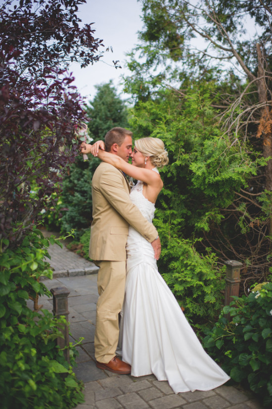 vintage-wedding-with-a-natural-shine