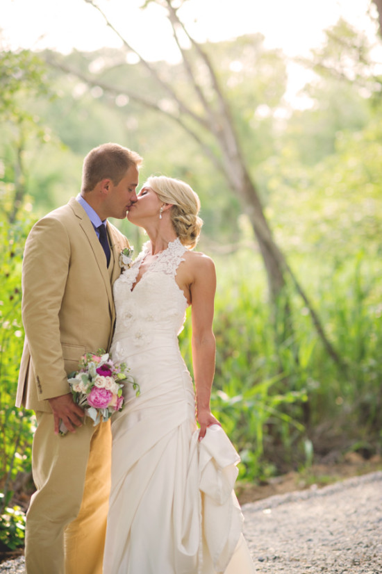 vintage-wedding-with-a-natural-shine