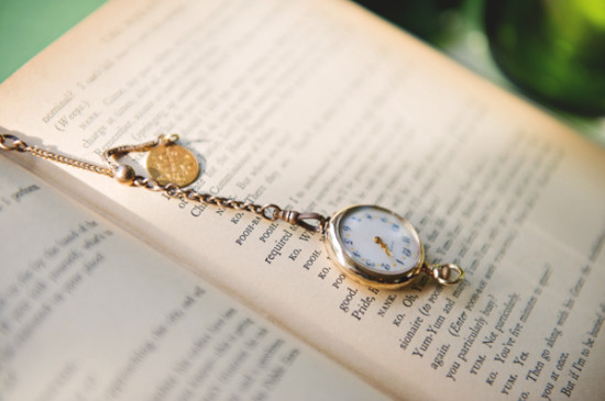 vintage-wedding-with-a-natural-shine