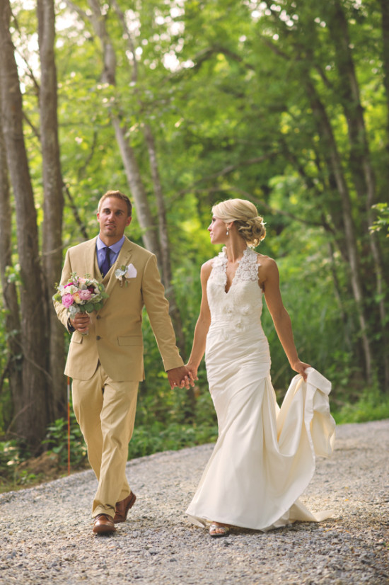 vintage-wedding-with-a-natural-shine