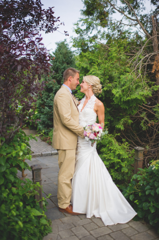 vintage-wedding-with-a-natural-shine